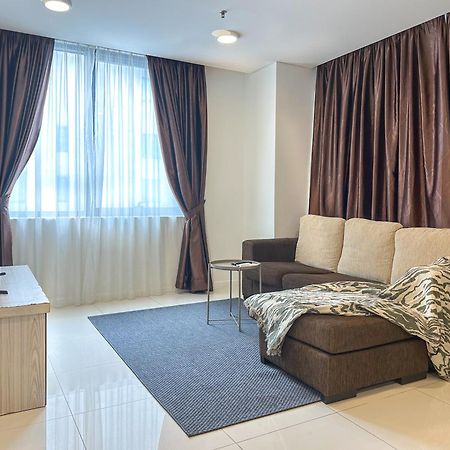 Summer Suites Klcc By Apartx Куала Лумпур Екстериор снимка